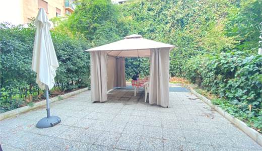 Libero Appartamento Esclusivo con Giardino