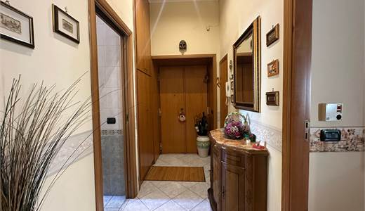 INCANTEVOLE APPARTAMENTO RISTRUTTURATO E ARREDATO - MATERDEI